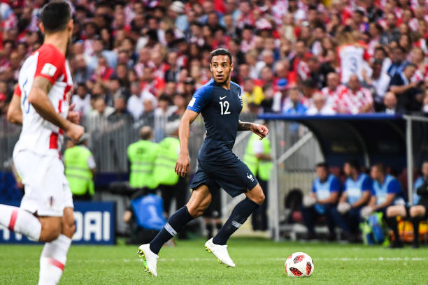 保罗代表的 保罗代表的