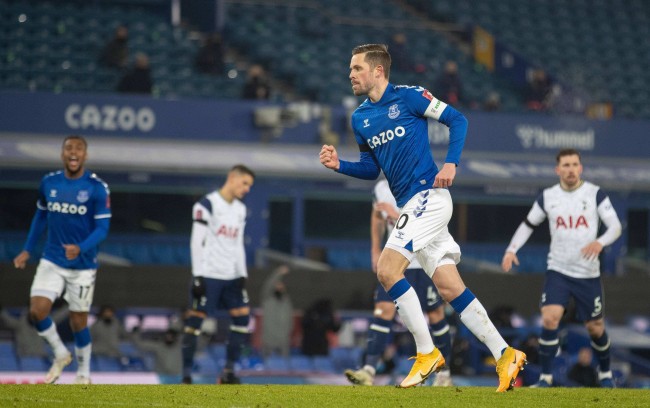 从罗斯伯格 从罗斯伯格